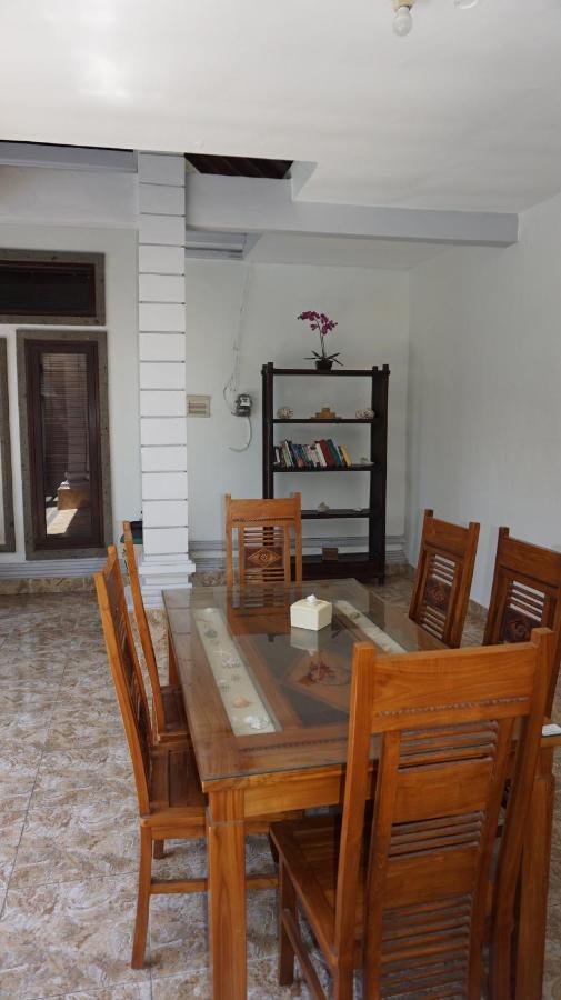 Aparthotel Krisna Seminyak Exterior foto